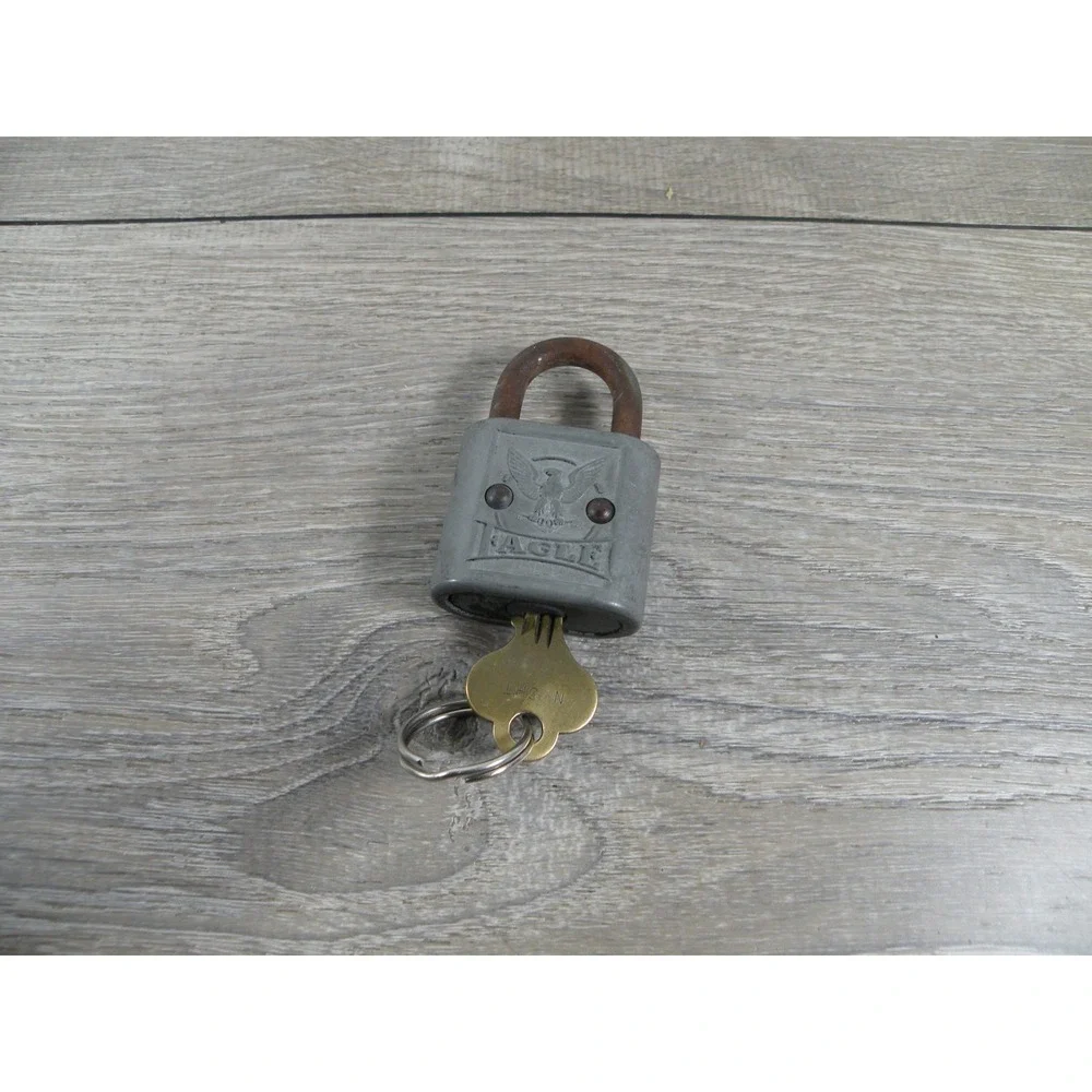 Vintage EAGLE Lock Co Padlock with Key Terryville CT USA Collectible
